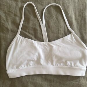 Lululemon Athletica flow Y bra nulu* a-c cups light support